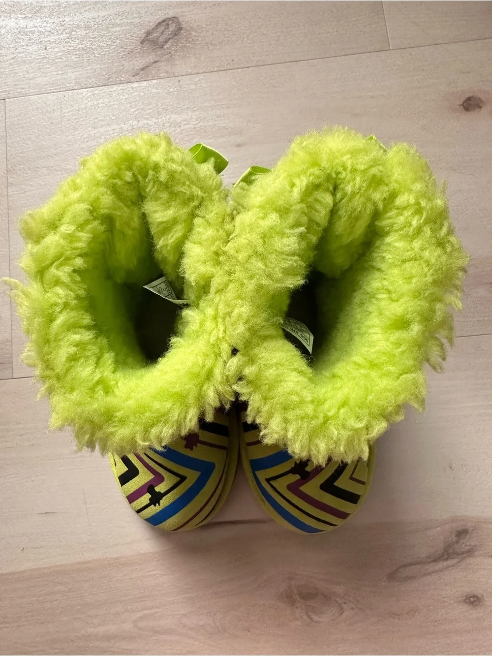 UGG Australia Toddler Bailey Bow II Galactic Print Boots Size 9